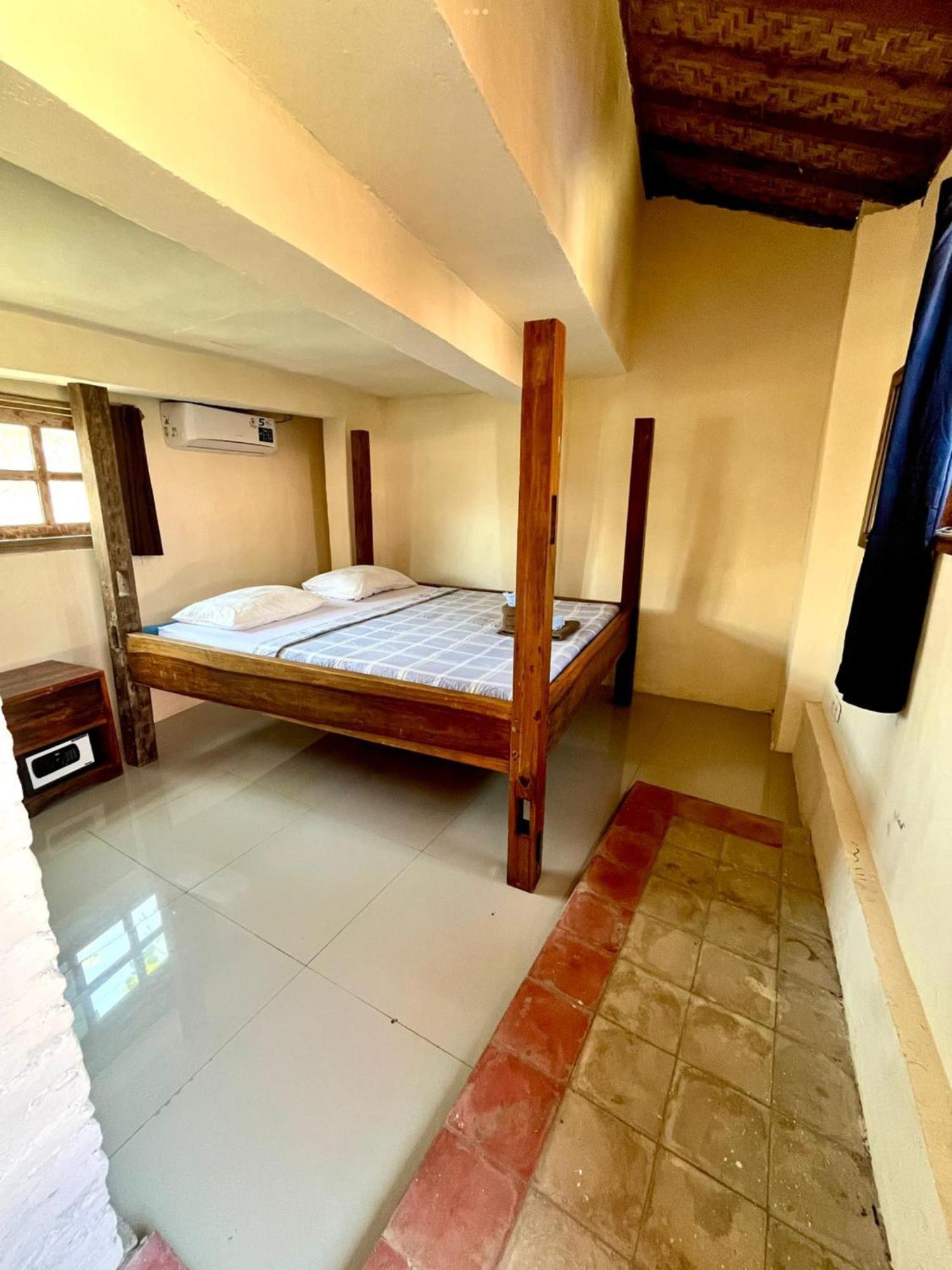 Gili La Boheme Hostel Gili Trawangan Buitenkant foto