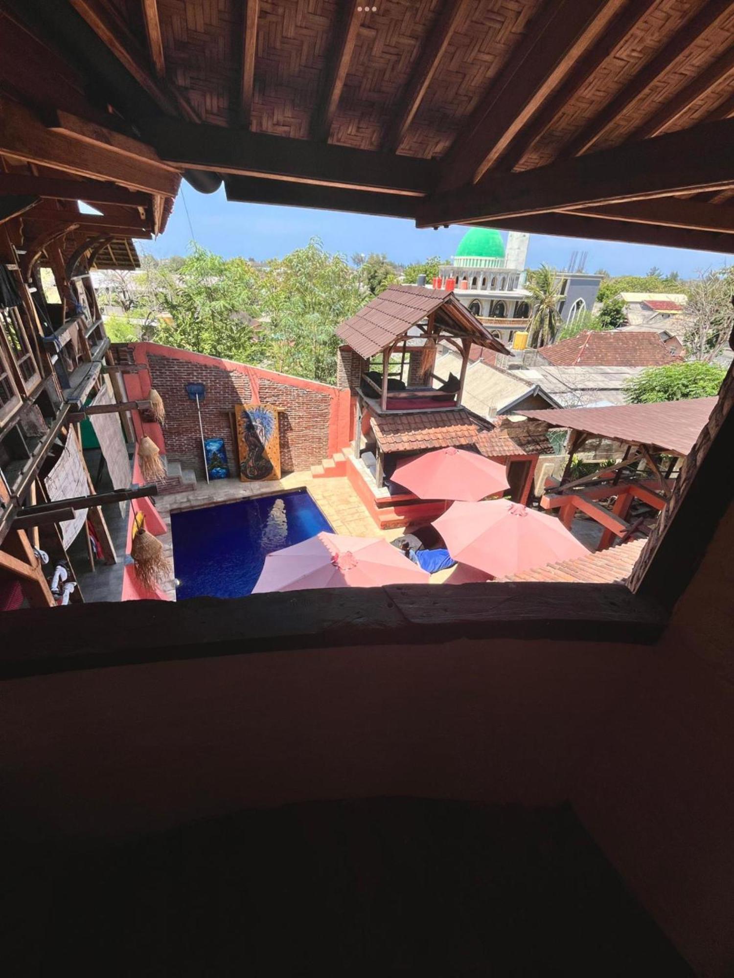Gili La Boheme Hostel Gili Trawangan Buitenkant foto