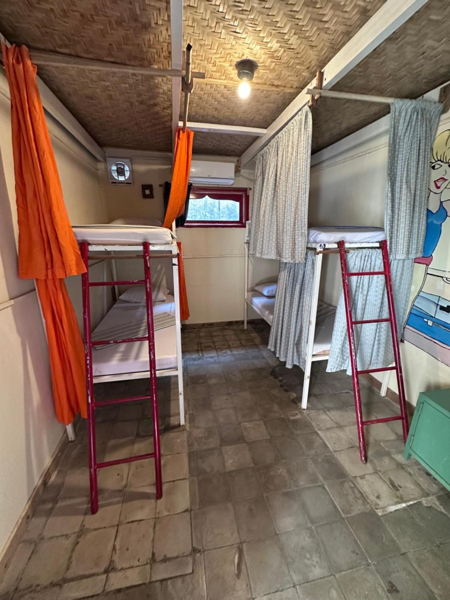 Gili La Boheme Hostel Gili Trawangan Buitenkant foto